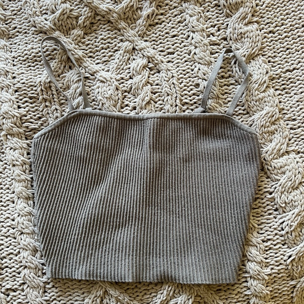 Aritzia Sculpt Knit Cropped Tank Top